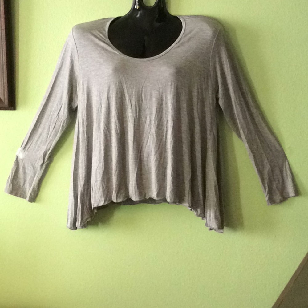 NWOT Swing or Waterfalls Sides Style Light Gray